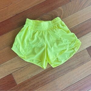 Lululemon Lined Hotty Hots 4”, Size 2
